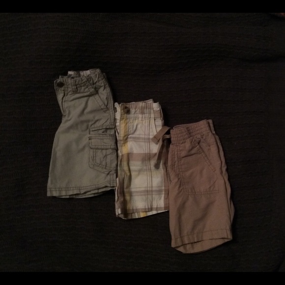 3👆2T boy shorts 🙇