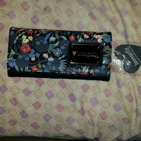 Loungefly wallet