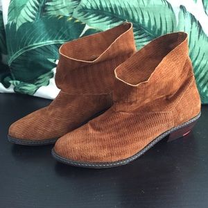Joes Jeans Star II Bootie in Brown Suede