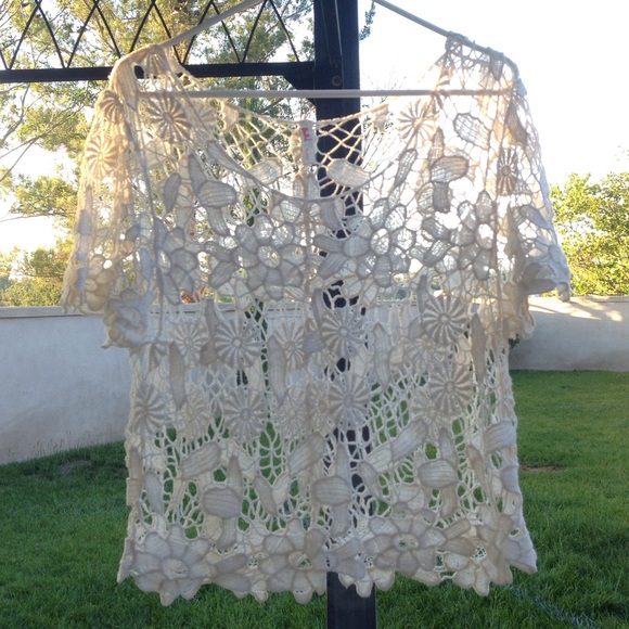 Lace Top 💕