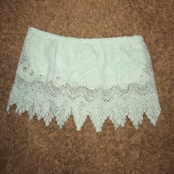 strapless lace shirt from forever 21 - Picture 1 of 1