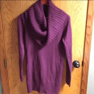 NEW - H&M Women's Purple Long Sleeve Sweater