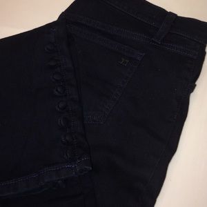Navy Joe's ankle jeans w button detail on ankles!