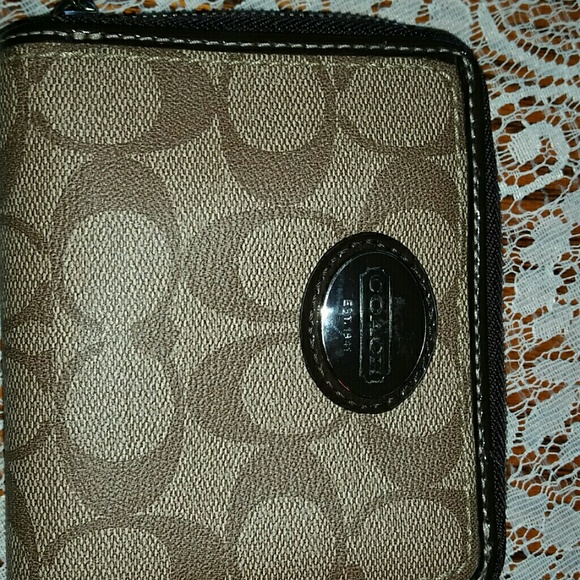 Bundle Gucci and Coach