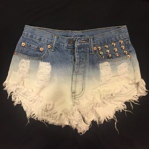 Signature 8 ombré distressed shorts