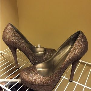 Ladies Shoe