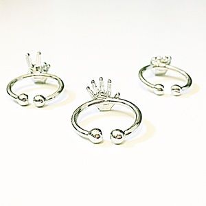Starlet Fever Jewelry - 💍 Silver RPS Hands Midi Ring Trio ✊✌️✋ Starlet Fever Jewelry - 💍 Silver RPS Hands Midi Ring Trio ✊✌️✋