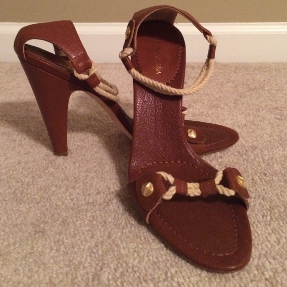 Brown leather sandals