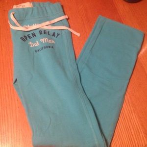 Hollister skinny sweatpants