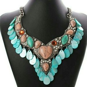 Flower Shell Choker Necklace