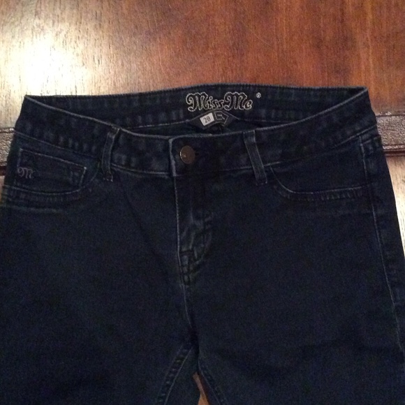 Miss Me - Ashley Low Rise Jeggings - Size 28