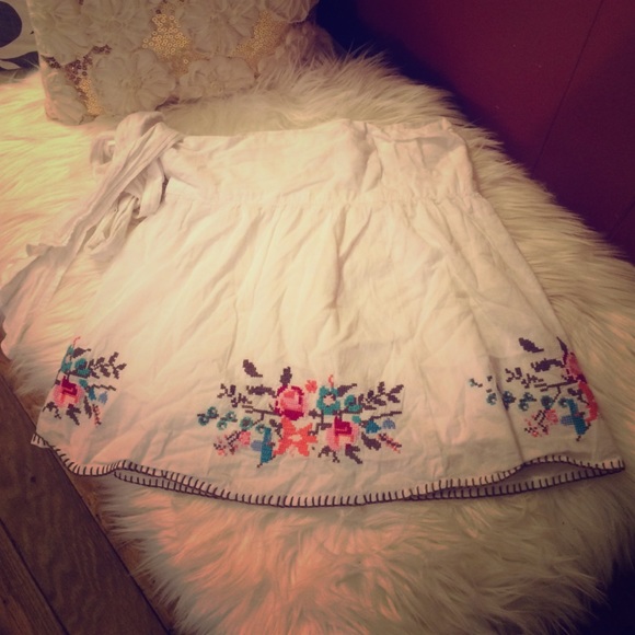 Beautiful Embroidered Linen Skirt