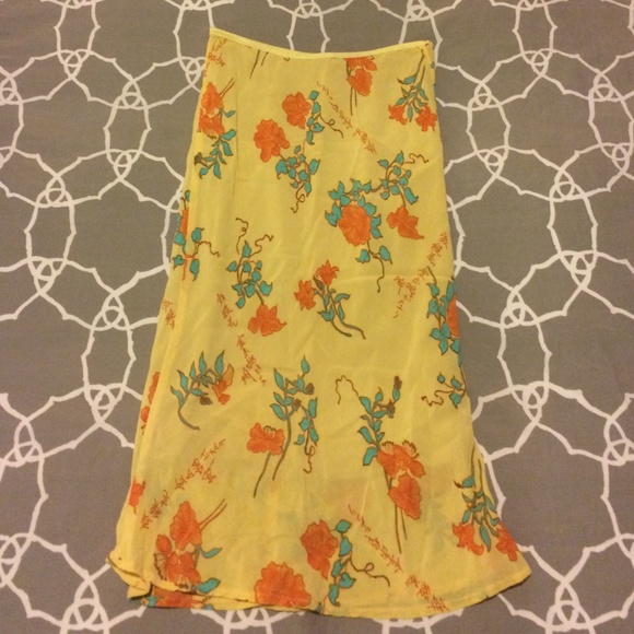 Lani skirt  (boutique skirt) - Picture 1 of 2