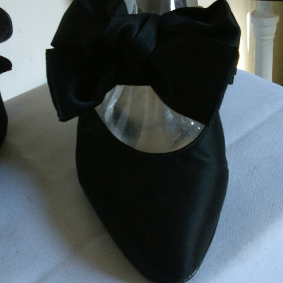 Vintage Pancaldi Silk Satin Evening Shoe - Picture 4 of 4