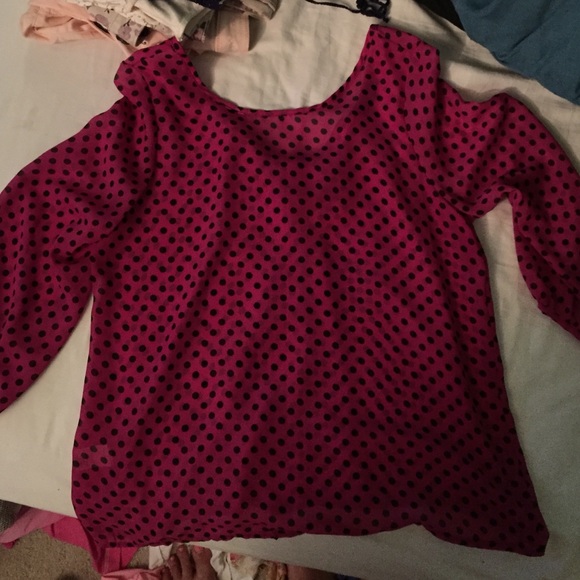 Polka dot shirt with bow