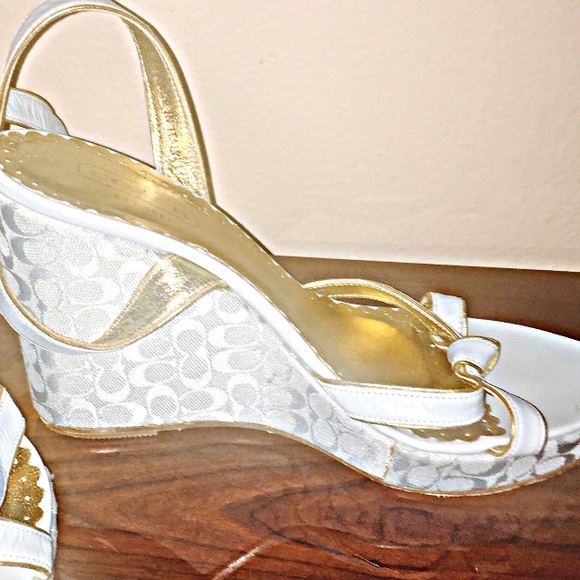 💎💙⚓️COACH platform eye👀catcher heels⚓️💙💎
