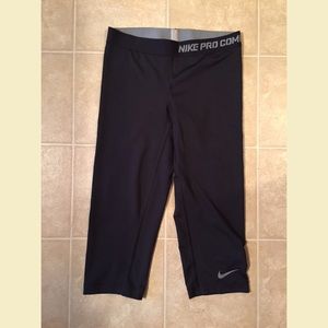 Nike Pro Combat Dri Fit Capris
