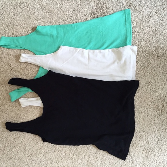 3 cotton tank tops