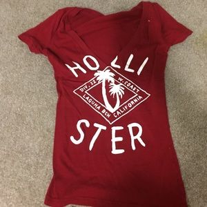Hollister tee