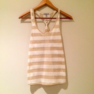 Adorable gold and white striped top✨