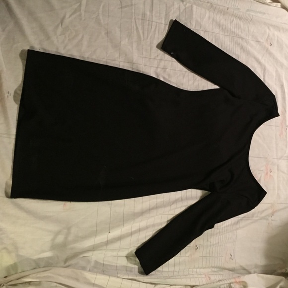 3/4 sleeve black bodycon dress