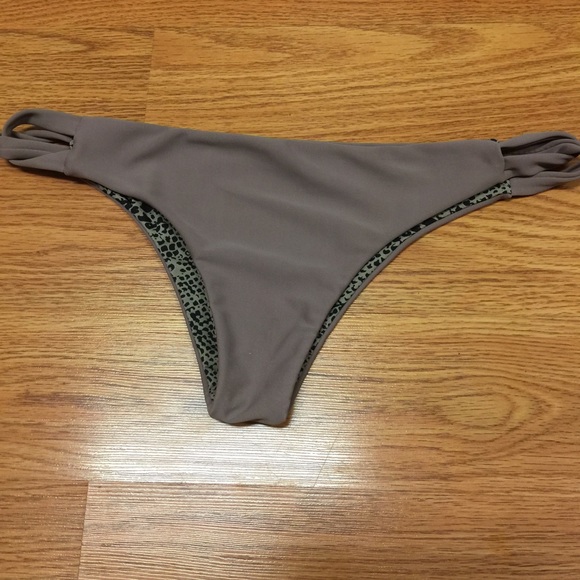 ❌S O L D❌ Ulus bottom in hapa