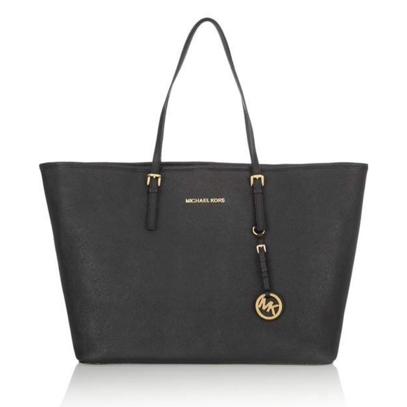 🚫SOLD🚫Michael Kors Medium Leather Travel Tote