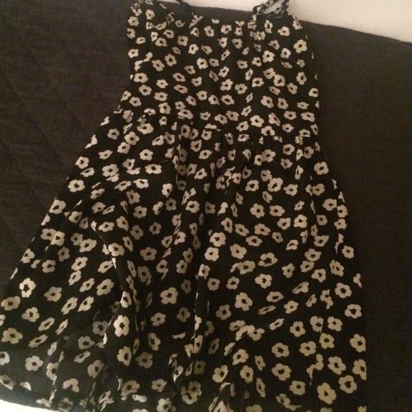 One clothing-black and white floral romper. - Picture 3 of 4