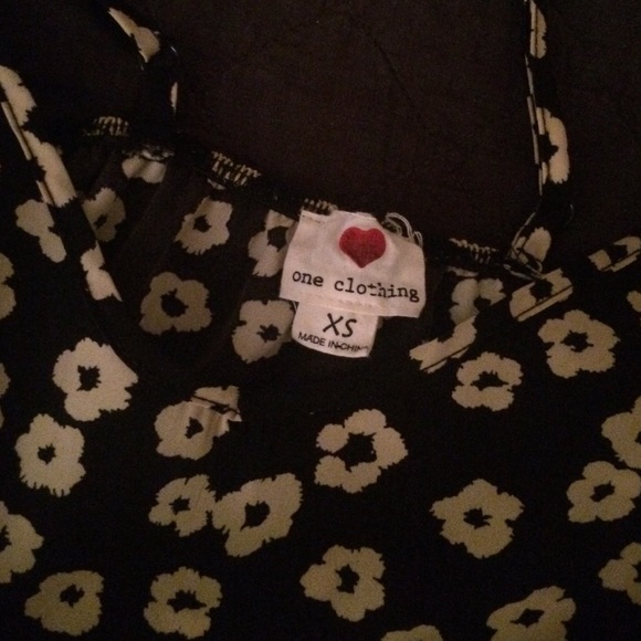 One clothing-black and white floral romper. - Picture 4 of 4