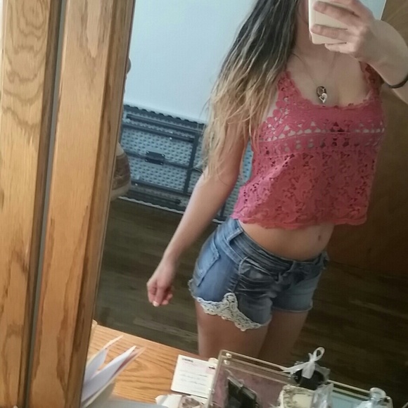 Urban Outfitters Tops - Urban Outfitters Floral Crop Top
