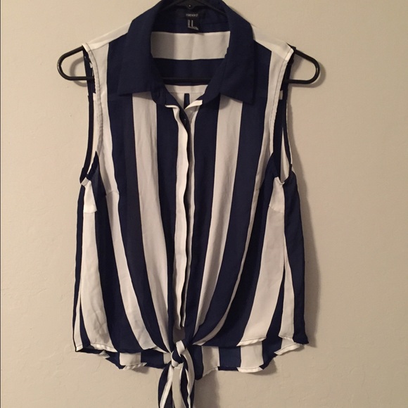 🚫SOLD🚫STRIPED🇺🇸 CHIFFON BUTTON UP TANK
