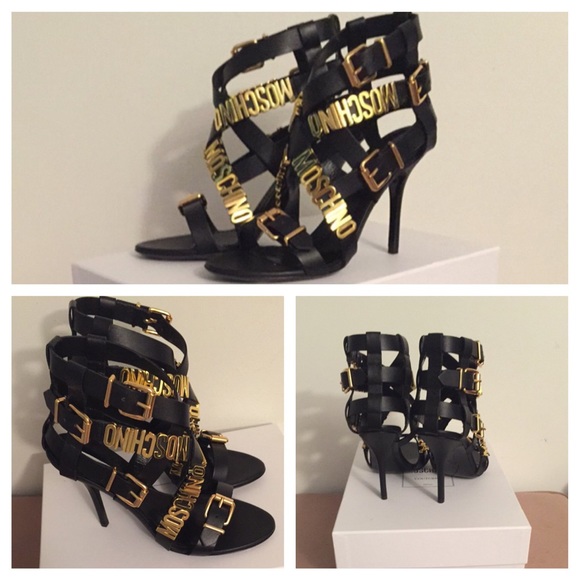 Moschino Logo Strappy Sandals in black - Picture 3 of 4