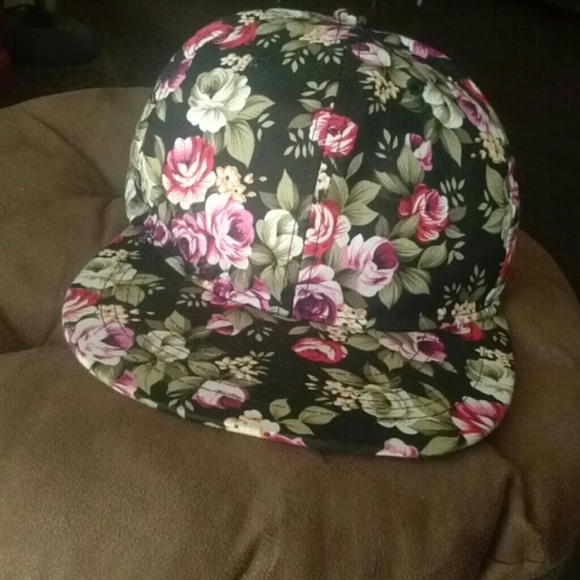 Gorgeous floral snapback