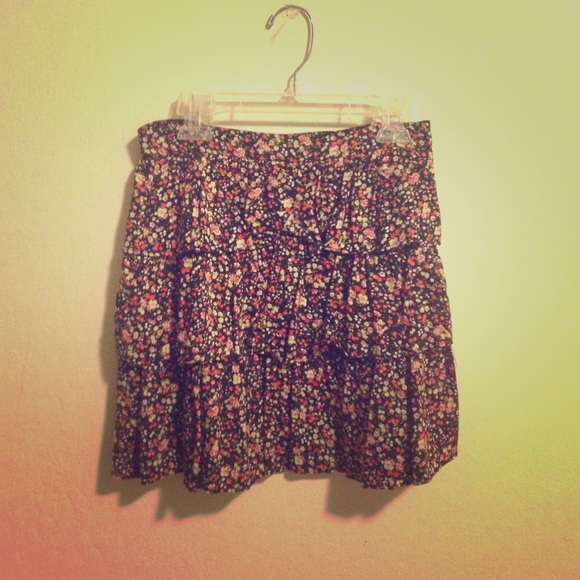 High waisted floral skirt