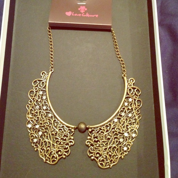 Gold Statement Choker