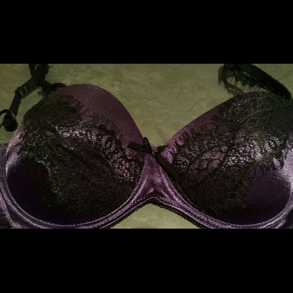 SOLD bra bundle - Picture 2 of 3