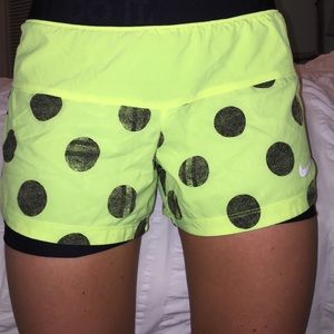 Nike 2-IN-1 short with compression shorts