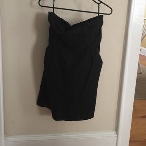 Strapless black dress with pockets