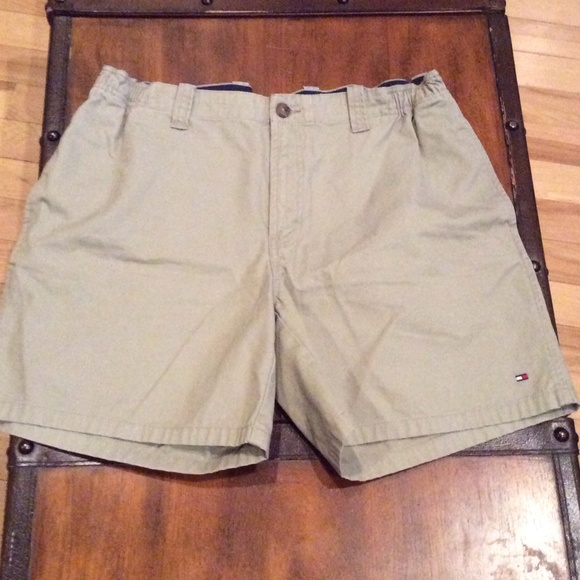 Mens Shorts - Tommy Hilfiger- size L