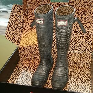 HUNTER by Jimmy Choo