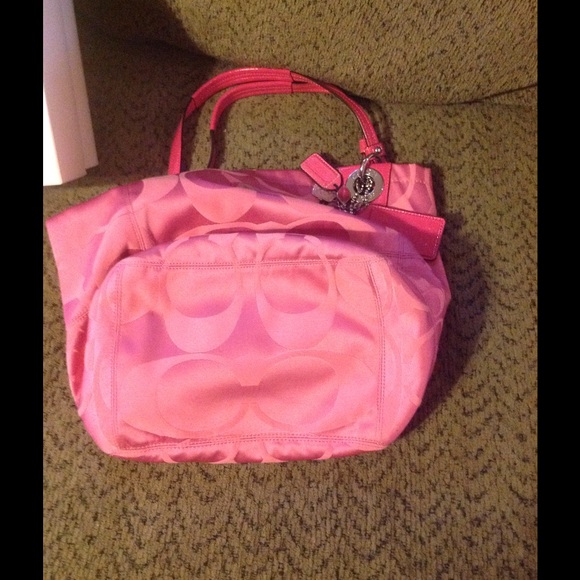 Coach Alex - Picture 2 of 4