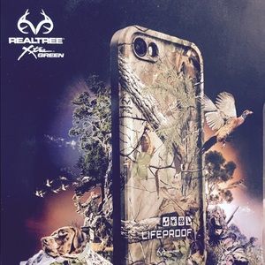 Life Proof IPhone case for 5/5S.