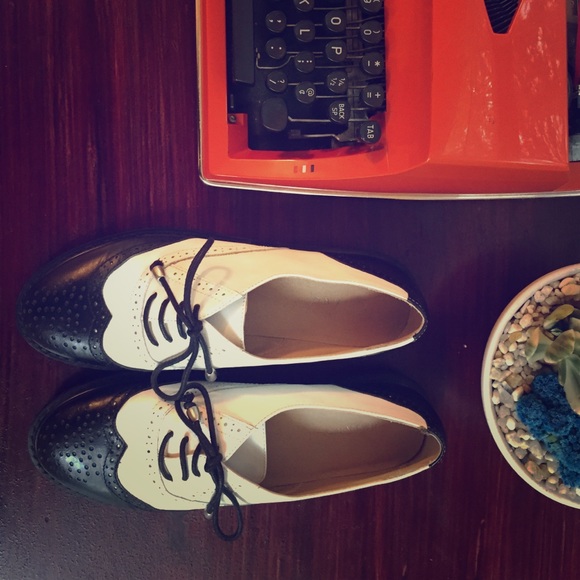 ModCloth Shoes - Vintage-inspired loafers