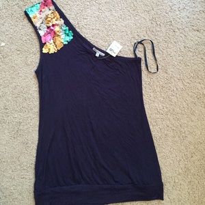 One shoulder sequence top