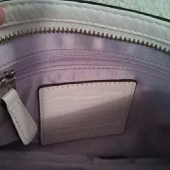 Coach clutch - Picture 4 of 4