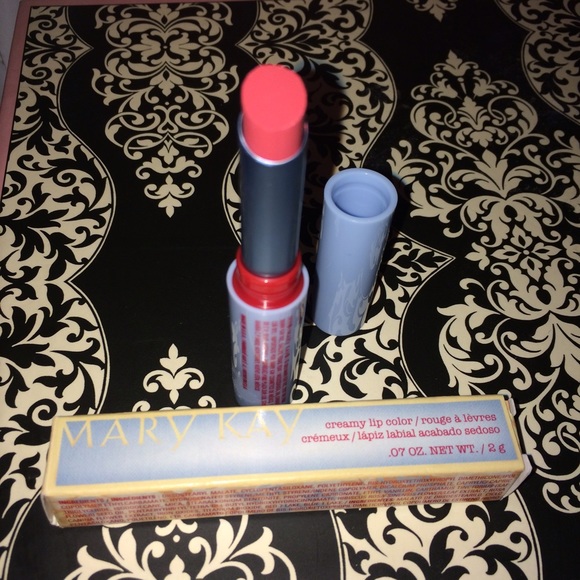 Hello sunshine lipstick