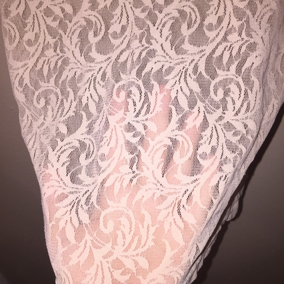 *Last Price Drop*Express top - Picture 3 of 4