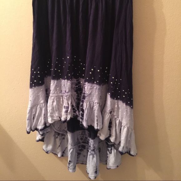 Dress - Picture 2 of 4