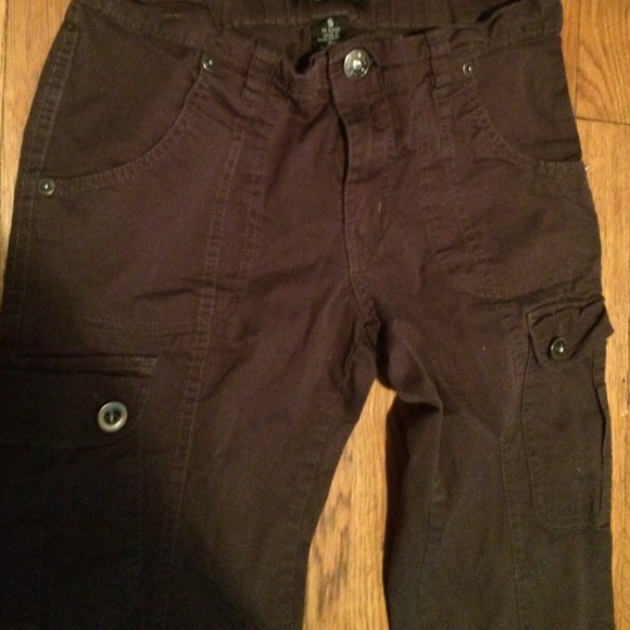 Cargos 💁🏼 - Picture 2 of 3