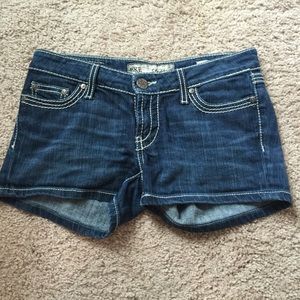 BKE starlite shorts